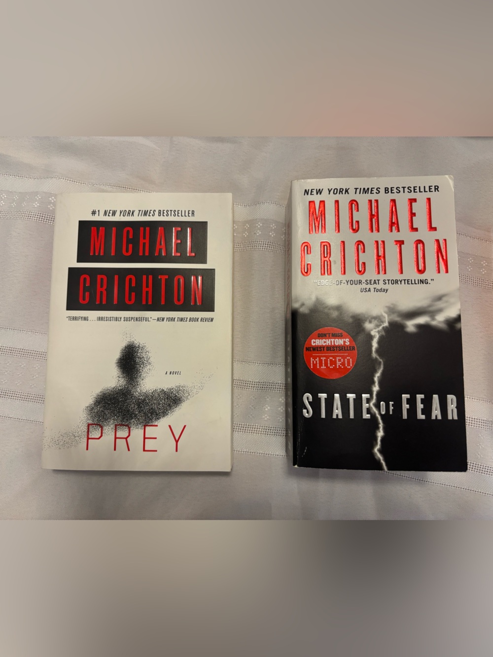 2 Michael Crichton Books - Prey New and State of Fear Used